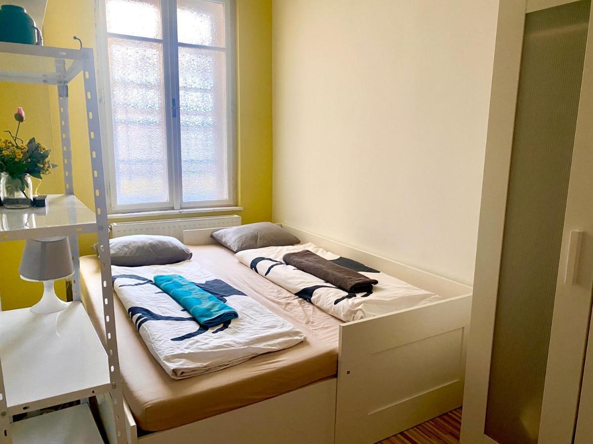 Radnoti Design Studio Apartment บูดาเปสต์ ภายนอก รูปภาพ