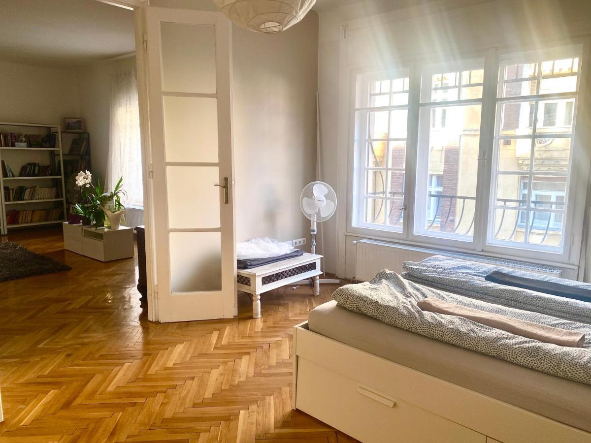 Radnoti Design Studio Apartment บูดาเปสต์ ภายนอก รูปภาพ